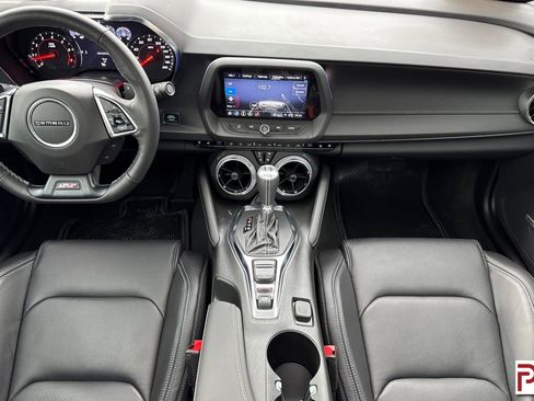 Certified 2023 Chevrolet Camaro SS image 15