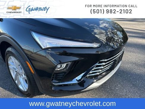 Used 2025 Buick Envista Preferred image 13