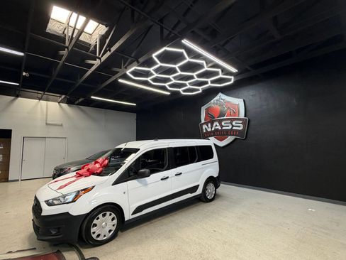 Used 2020 Ford Transit Connect XL FWD image 2