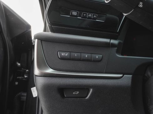 Used 2023 Lexus RZ 450e Premium image 22