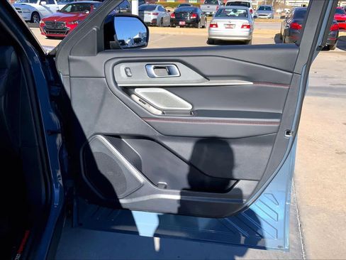 Used 2025 Ford Explorer ST w/ Sun And Sound Package image 21