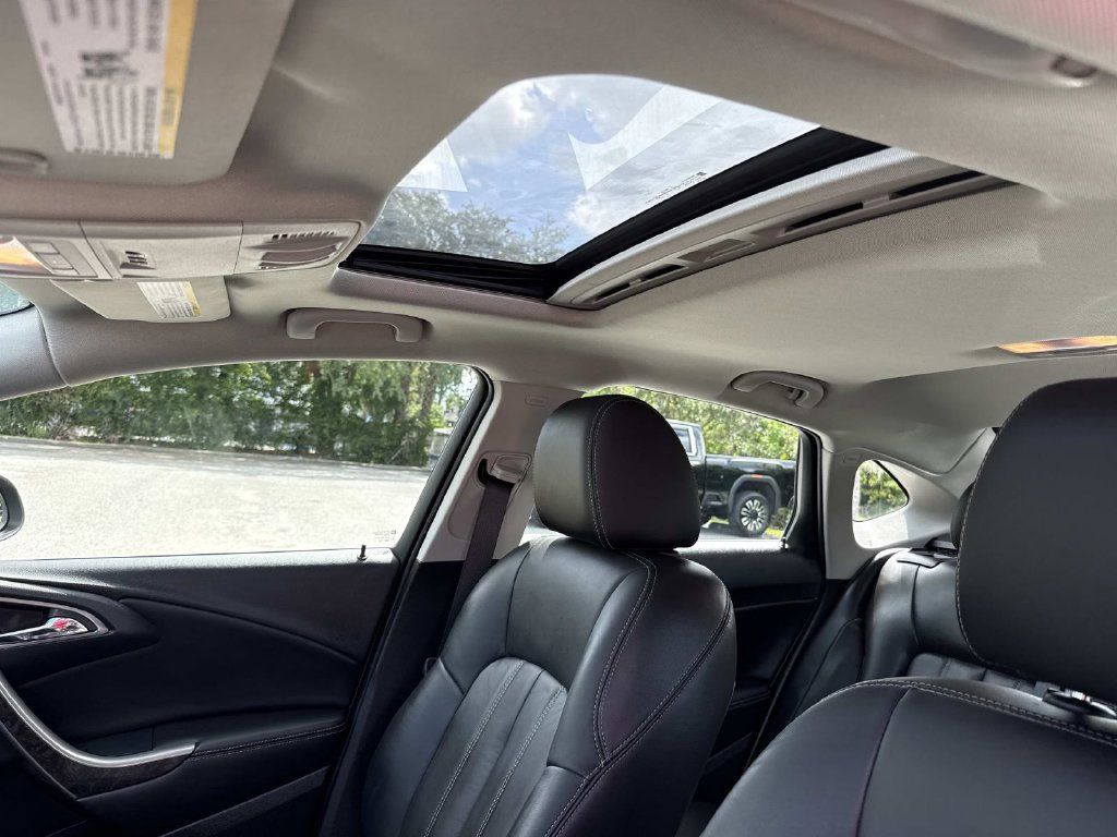 Used 2016 Buick Verano Leather w/ Driver Confidence Package FWD image 28