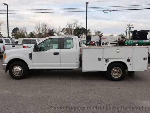 Used 2017 Ford F350 XL w/ XL Value Package image 2