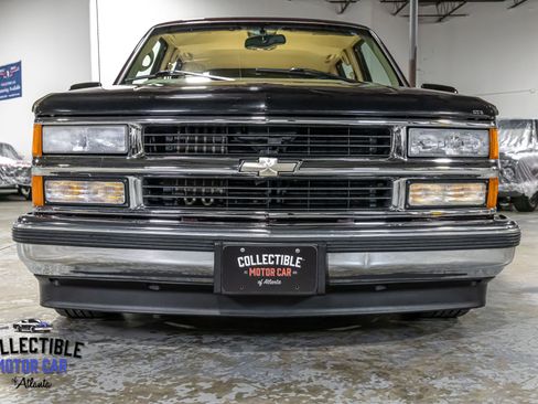 Used 1997 Chevrolet Suburban 2WD w/ Preferred Equipment Group 3 image 28