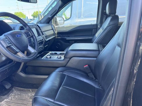 Used 2018 Ford Expedition Max XLT w/ Equipment Group 202A AWD/4WD image 5