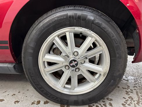 Used 2007 Ford Mustang Premium RWD image 28