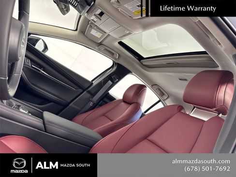 New 2026 MAZDA MAZDA3 Carbon image 32