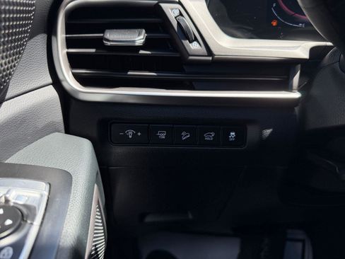 Used 2025 Kia Telluride EX X-Line image 23