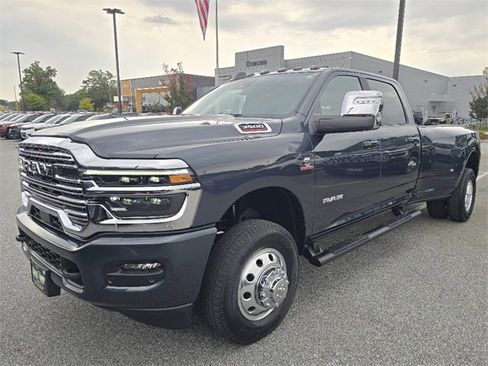 New 2026 RAM 3500 Laramie w/ Max Tow Package image 15