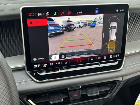 New 2026 Volkswagen Tiguan SE R-Line image 23