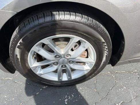 Used 2013 Kia Optima LX w/ Convenience Pkg FWD image 10