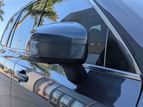 Used 2025 Volvo XC90 T8 Ultra w/ Protection Package Premier image 12