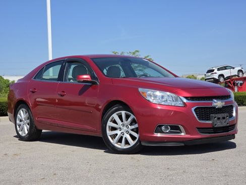 Used 2014 Chevrolet Malibu LT FWD image 2