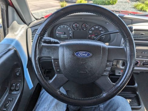 Used 2005 Ford Ranger XL AWD/4WD image 15