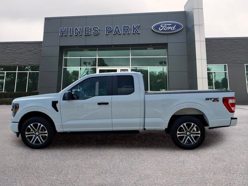 Used 2023 Ford F150 XL w/ STX Appearance Package AWD/4WD image 4