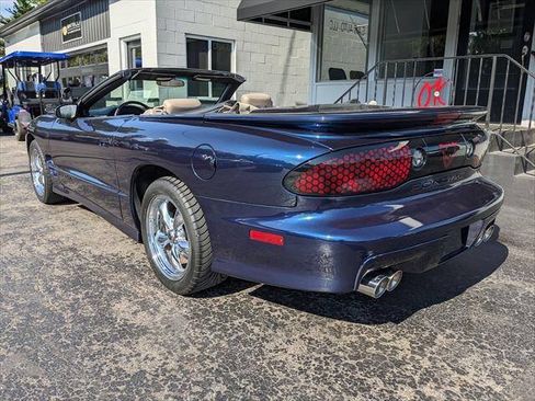 Used 2002 Pontiac Firebird Trans Am RWD image 3