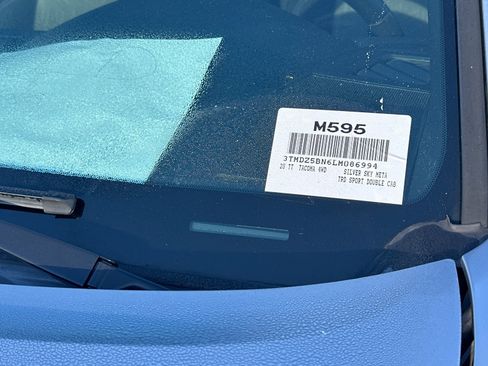 Used 2020 Toyota Tacoma TRD Sport image 2