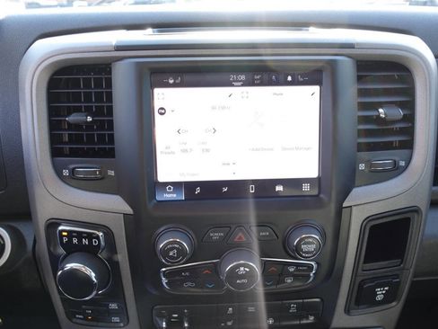 Used 2022 RAM 1500 Express w/ Wheel & Sound Group image 40