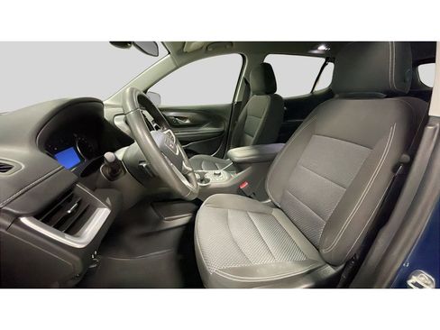 Used 2024 GMC Terrain SLE w/ Driver Convenience Package image 12