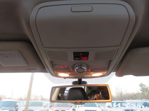 Used 2014 Volkswagen Passat TDI SEL Premium image 27