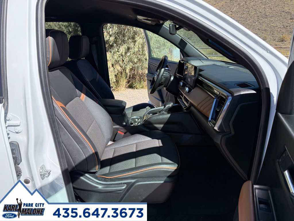 Used 2026 GMC Canyon AT4 AWD/4WD image 33