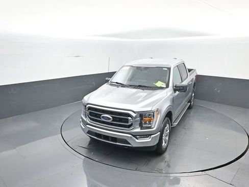 Certified 2022 Ford F150 XLT w/ Equipment Group 302A High image 19