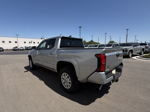 New 2026 Toyota Tacoma SR5 AWD/4WD image 13