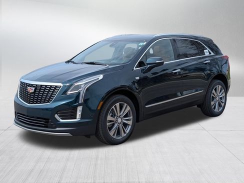 Used 2026 Cadillac XT5 Premium Luxury w/ LPO, Floor Liner Package AWD/4WD image 3
