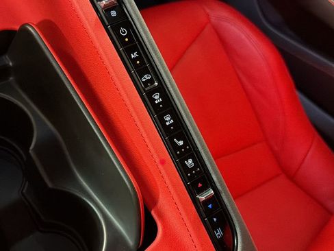 Used 2024 Chevrolet Corvette Stingray Preferred Cpe w/ Stealth Interior Trim Package image 24