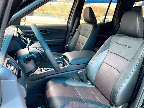 New 2026 Honda Ridgeline Black Edition image 9
