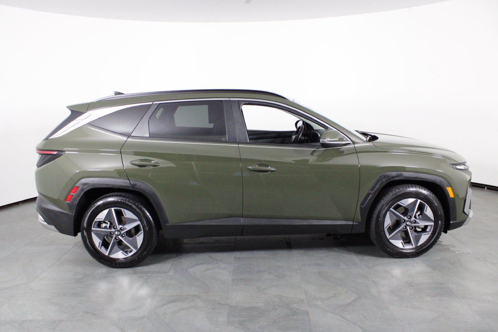 Used 2025 Hyundai Tucson SEL FWD image 10