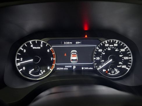 Used 2025 Nissan Rogue SV FWD image 42