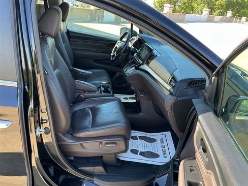 Used 2018 Honda Odyssey Touring image 39