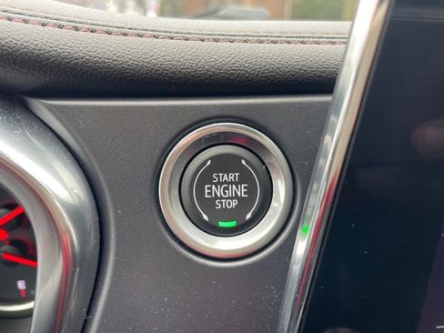 Used 2023 Chevrolet Blazer Premier image 23