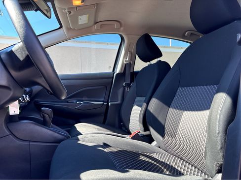 Used 2024 Nissan Versa S w/ S Plus Package image 11