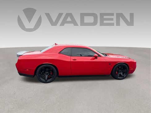 Used 2022 Dodge Challenger SRT Hellcat w/ Plus Package RWD image 29