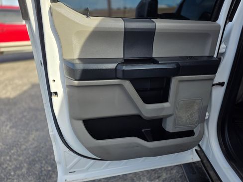 Used 2022 Ford F250 XL w/ Power Equipment Group image 12