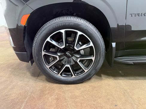 Used 2024 Chevrolet Tahoe RST w/ Luxury Package AWD/4WD image 88