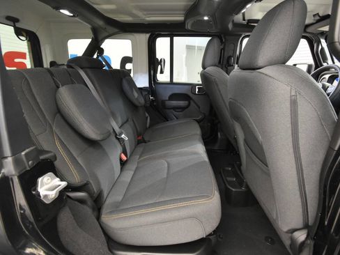 Used 2025 Jeep Wrangler Unlimited Sport S 4xe image 16