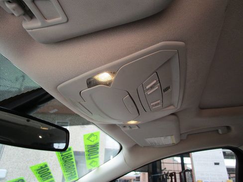 Used 2017 Ford Escape Titanium FWD image 12