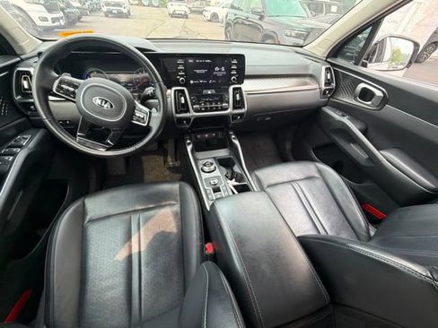 Used 2021 Kia Sorento S FWD image 15