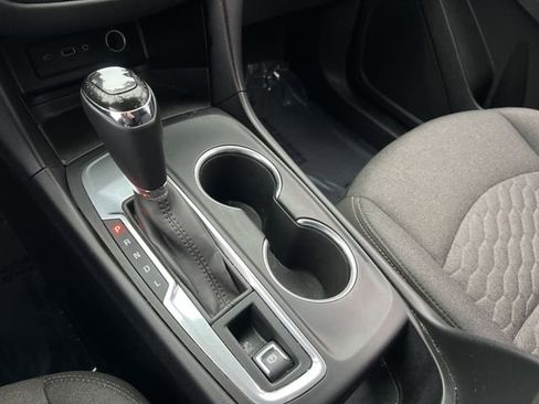 Used 2019 Chevrolet Equinox LT image 25