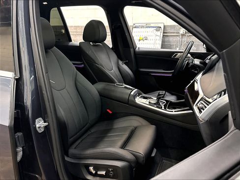 Used 2020 BMW X5 xDrive40i w/ Premium Package AWD/4WD image 10