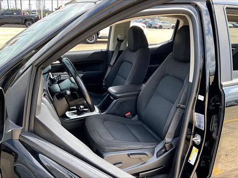 Used 2021 Chevrolet Colorado LT w/ LT Convenience Package image 8