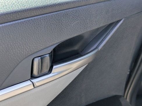 Used 2025 Toyota Camry SE FWD image 24