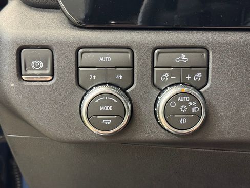 New 2026 GMC Sierra 1500 Elevation w/ Preferred Package AWD/4WD image 28