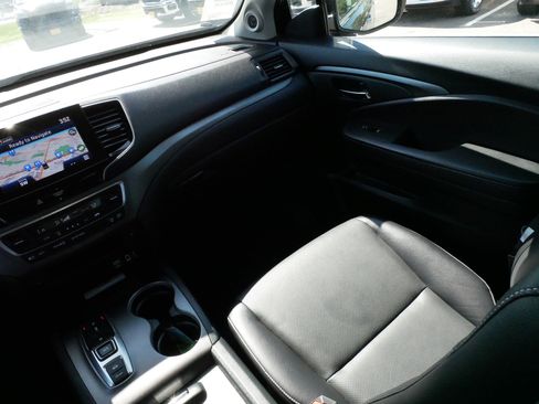 Used 2023 Honda Ridgeline RTL-E image 11
