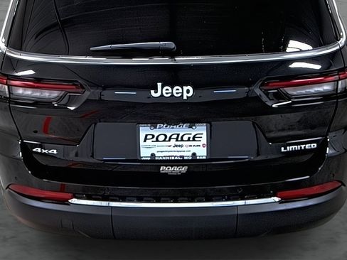 New 2025 Jeep Grand Cherokee L Limited image 11