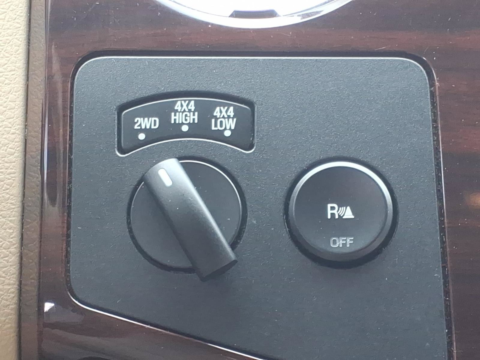 Used 2009 Ford F250 Lariat AWD/4WD image 9