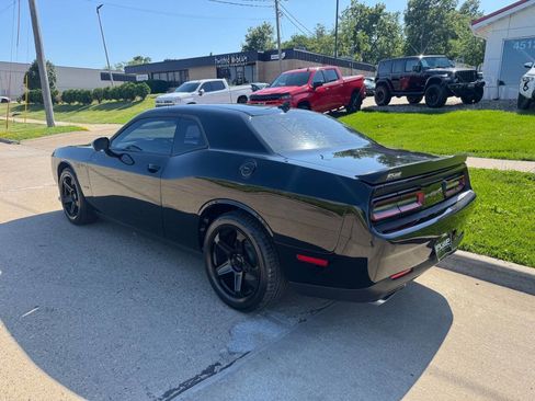 Used 2018 Dodge Challenger R/T Plus RWD image 3